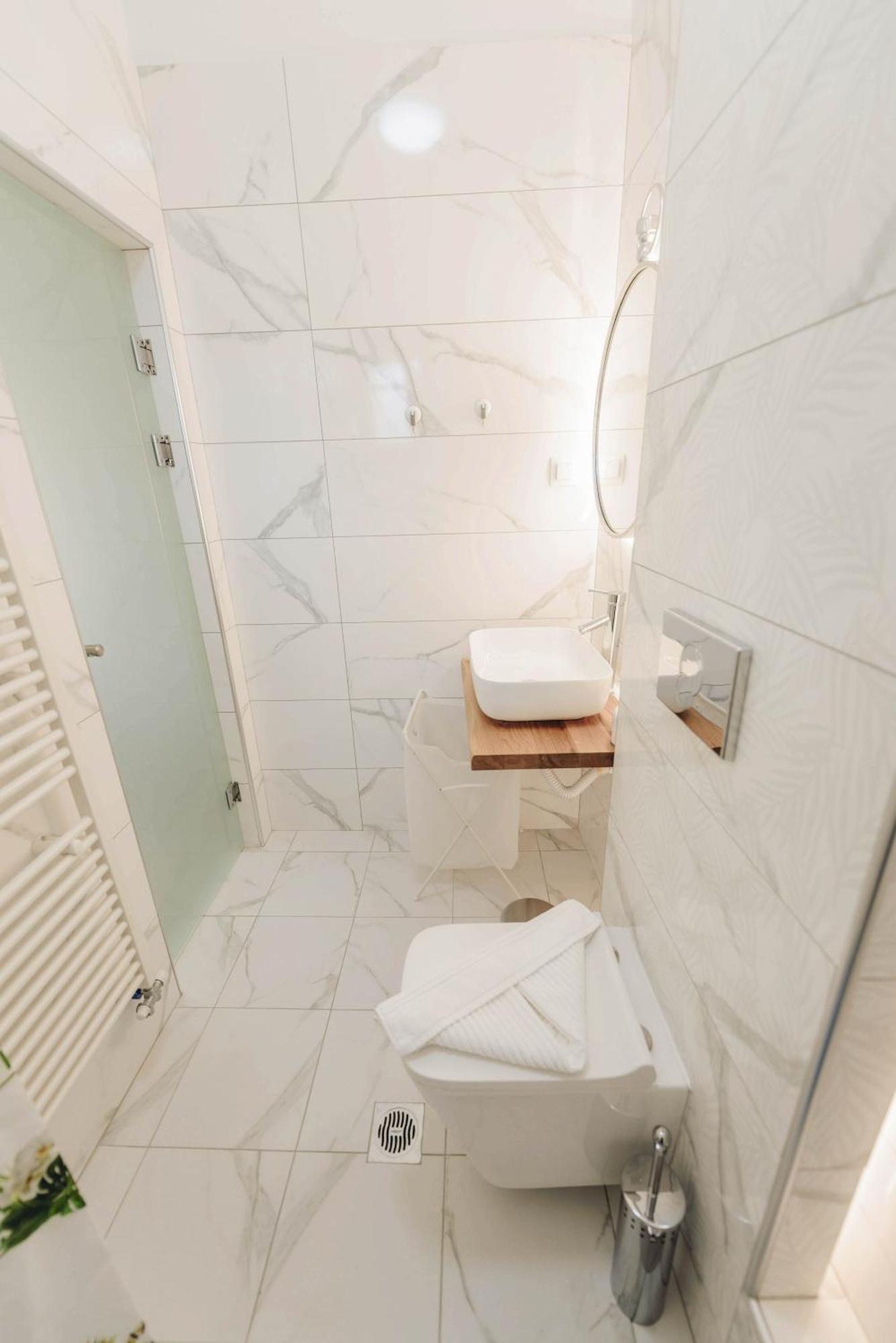 Sunrise Guesthouse Agria Bagian luar foto